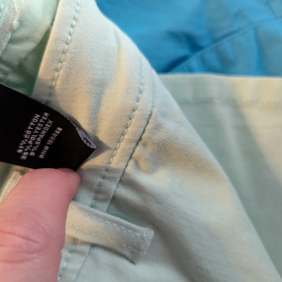 Mid Rise Skinny Cuffed Pant - Picture 5 of 6